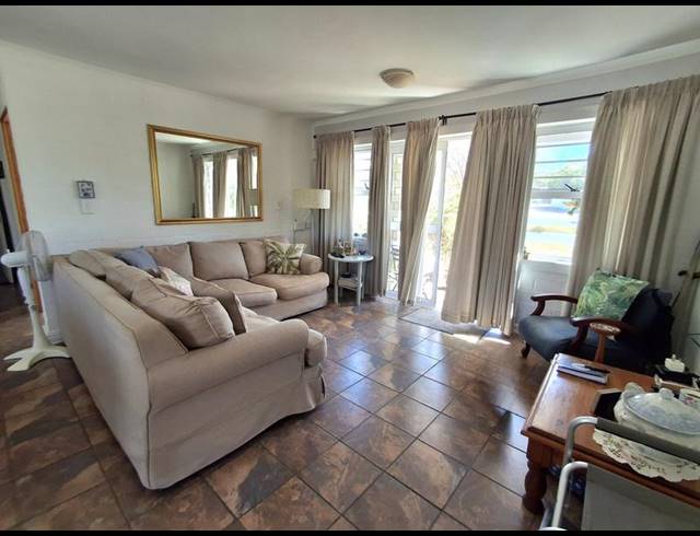 3 BEDROOM HOUSE FOR SALE IN BRITANNIA BAY